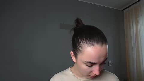 Snapshot of olivia_oliv chatting on 6, 5, 2026 Olivia online show from 6, 5, 2026