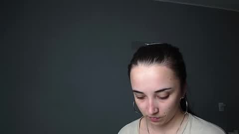 Snapshot of olivia_oliv chatting on 20, 5, 2026 Olivia online show from 20, 5, 2026