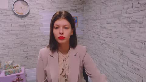 Snapshot of olivia_red_ chatting on 14, 12, 2024 Olivia online show from 14, 12, 2024