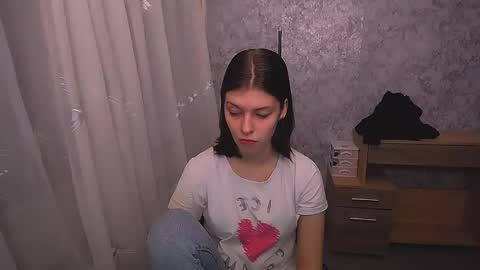 Snapshot of olivia_red_ chatting on 4, 1, 2025 Olivia online show from 4, 1, 2025
