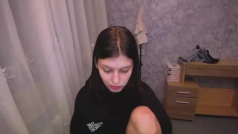 Snapshot of olivia_red_ chatting on 5, 1, 2025 Olivia online show from 5, 1, 2025
