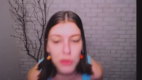 Snapshot of olivia_red_ chatting on 24, 1, 2025 Olivia online show from 24, 1, 2025
