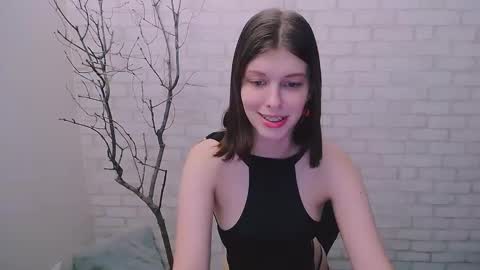 Snapshot of olivia_red_ chatting on 24, 1, 2025 Olivia online show from 24, 1, 2025