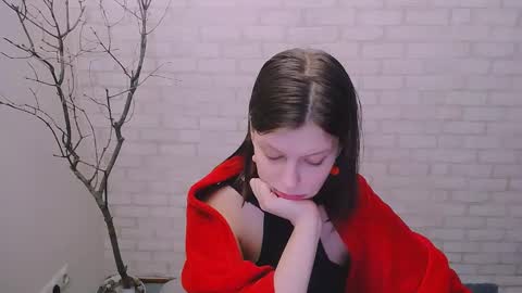 Snapshot of olivia_red_ chatting on 25, 1, 2025 Olivia online show from 25, 1, 2025