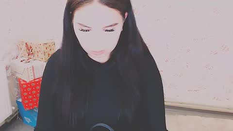 Snapshot of olivia_red_ chatting on 13, 2, 2025 Olivia online show from 13, 2, 2025