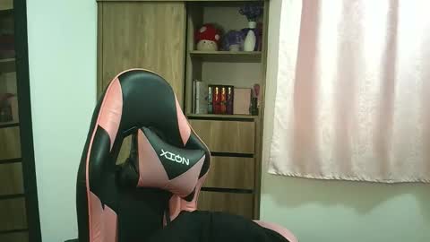 Olivia online show from 21, 11, 2025