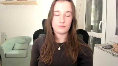 Snapshot of oliviaaa2003 chatting on 28, 2, 2025 Oliwiaa2004 online show from 28, 2, 2025