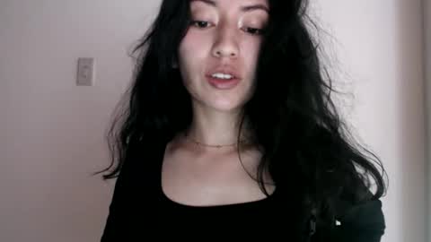 oliviaaa__ online show from 2, 2, 2026