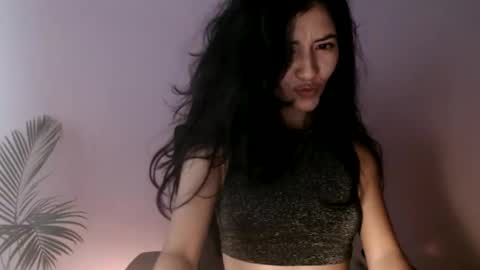 oliviaaa__ online show from 30, 4, 2026