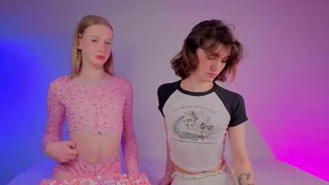 Snapshot of oliviaapink chatting on 14, 2, 2026 oliviaapink online show from 14, 2, 2026