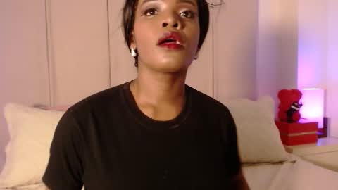 My name is olivia but can you call me Oli online show from 1, 2, 2025