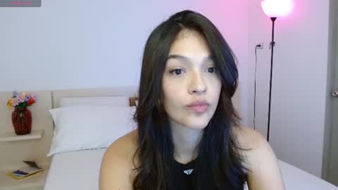 Olivia Bram online show from 18, 7, 2026