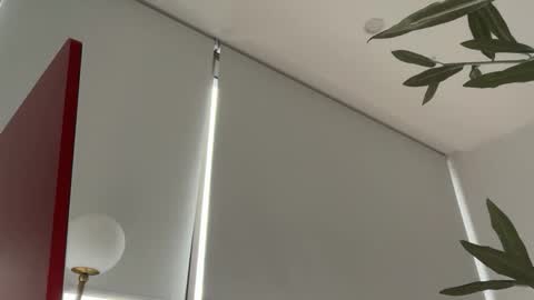 Snapshot of oliviabrookess chatting on 25, 11, 2025 Olivia Brookes online show from 25, 11, 2025