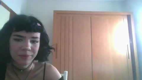 Snapshot of oliviaclueseap chatting on 5, 5, 2026 oliviaclueseap online show from 5, 5, 2026