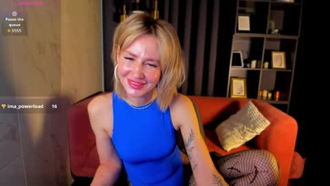 Snapshot of oliviaglow chatting on 9, 4, 2026 Isabella online show from 9, 4, 2026