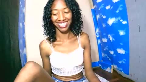 Snapshot of oliviah27 chatting on 30, 9, 2025 oliviah27 online show from 30, 9, 2025