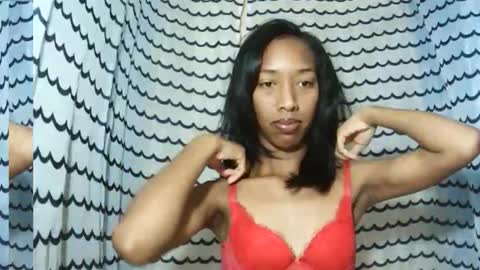 Snapshot of oliviah27 chatting on 11, 11, 2025 oliviah27 online show from 11, 11, 2025