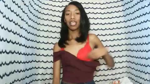 Snapshot of oliviah27 chatting on 12, 11, 2025 oliviah27 online show from 12, 11, 2025