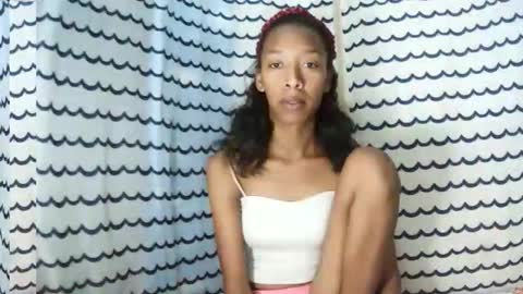 Snapshot of oliviah27 chatting on 28, 11, 2025 oliviah27 online show from 28, 11, 2025