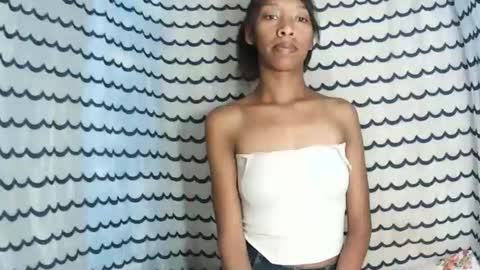 Snapshot of oliviah27 chatting on 3, 12, 2025 oliviah27 online show from 3, 12, 2025