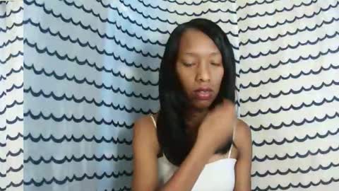 Snapshot of oliviah27 chatting on 14, 12, 2025 oliviah27 online show from 14, 12, 2025