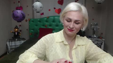 OliviaHorst online show from 29, 10, 2025