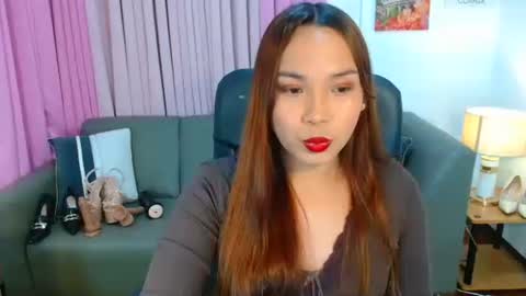 Snapshot of oliviahutton chatting on 8, 5, 2026 oliviahutton online show from 8, 5, 2026
