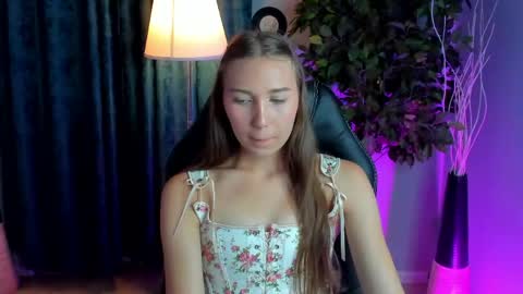 olivialangs online show from 11, 5, 2026