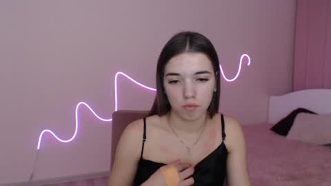 Snapshot of olivialimm chatting on 4, 12, 2024 Olivia online show from 4, 12, 2024