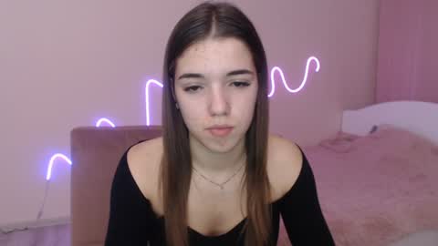 Snapshot of olivialimm chatting on 6, 12, 2024 Olivia online show from 6, 12, 2024