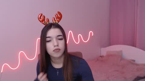 Snapshot of olivialimm chatting on 8, 12, 2024 Olivia online show from 8, 12, 2024