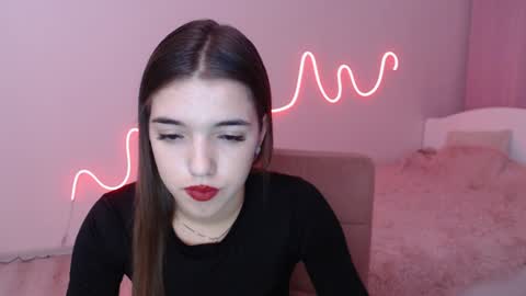 Snapshot of olivialimm chatting on 8, 12, 2024 Olivia online show from 8, 12, 2024