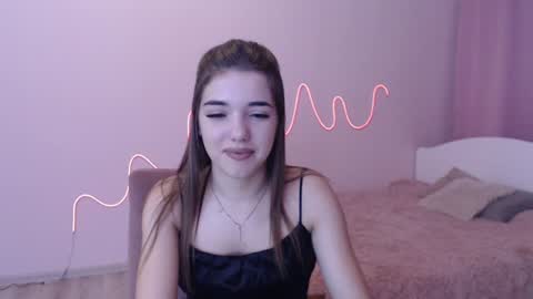 Snapshot of olivialimm chatting on 24, 12, 2024 Olivia online show from 24, 12, 2024