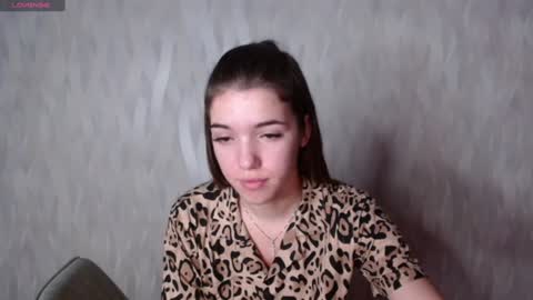 Snapshot of olivialimm chatting on 3, 1, 2025 Olivia online show from 3, 1, 2025