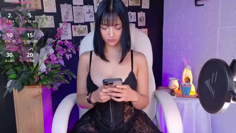 Snapshot of oliviamcneill chatting on 23, 1, 2025 Olivia Mcneill  online show from 23, 1, 2025
