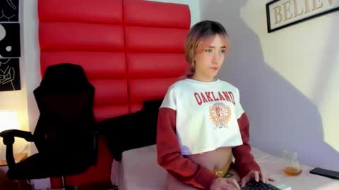 OliviaMonroe online show from 8, 1, 2026
