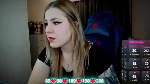 Snapshot of oliviamunk chatting on 25, 10, 2025 . online show from 25, 10, 2025