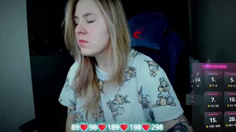 Snapshot of oliviamunk chatting on 26, 10, 2025 . online show from 26, 10, 2025