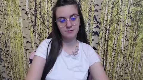 Snapshot of oliviasager chatting on 19, 10, 2025 Mistress Olivia online show from 19, 10, 2025