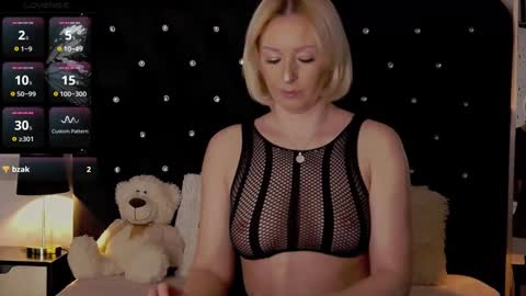 Olivia online show from 30, 1, 2025