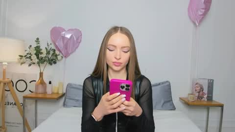 Snapshot of oliviawilsons chatting on 16, 4, 2026 Olivia online show from 16, 4, 2026