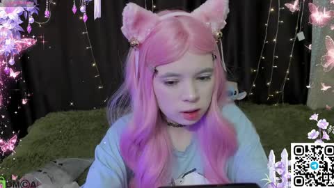 Snapshot of ollie_baird chatting on 12, 4, 2026 Ollie online show from 12, 4, 2026