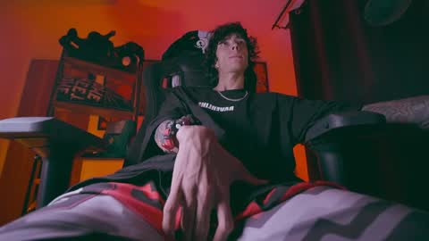     online show from 12, 4, 2026