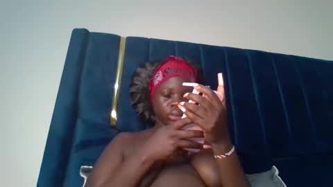 Snapshot of ollleina chatting on 5, 4, 2026 ollleina online show from 5, 4, 2026