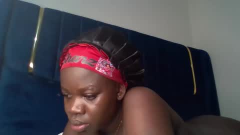 Snapshot of ollleina chatting on 5, 4, 2026 ollleina online show from 5, 4, 2026