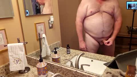 Snapshot of olmantinydick chatting on 1, 3, 2026 olmantinydick online show from 1, 3, 2026