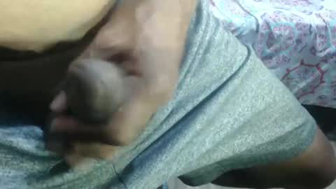 Snapshot of oly10022020 chatting on 17, 12, 2024 OlySantos online show from 17, 12, 2024