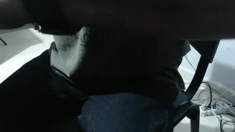 Snapshot of oly10022020 chatting on 7, 1, 2025 OlySantos online show from 7, 1, 2025