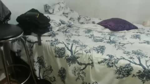 Snapshot of oly10022020 chatting on 8, 1, 2025 OlySantos online show from 8, 1, 2025