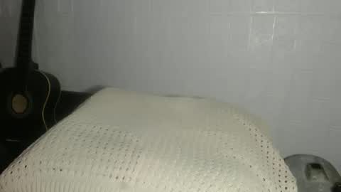 Snapshot of oly10022020 chatting on 13, 5, 2026 OlySantos online show from 13, 5, 2026